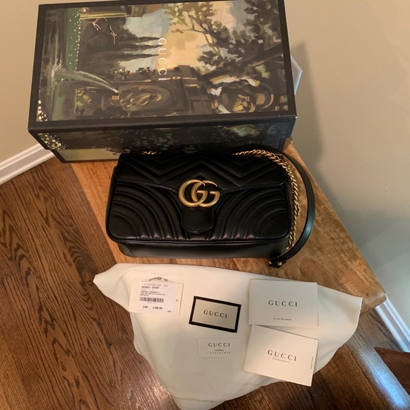 Gucci Marmont Shoulder Bag - Picture 6 of 13